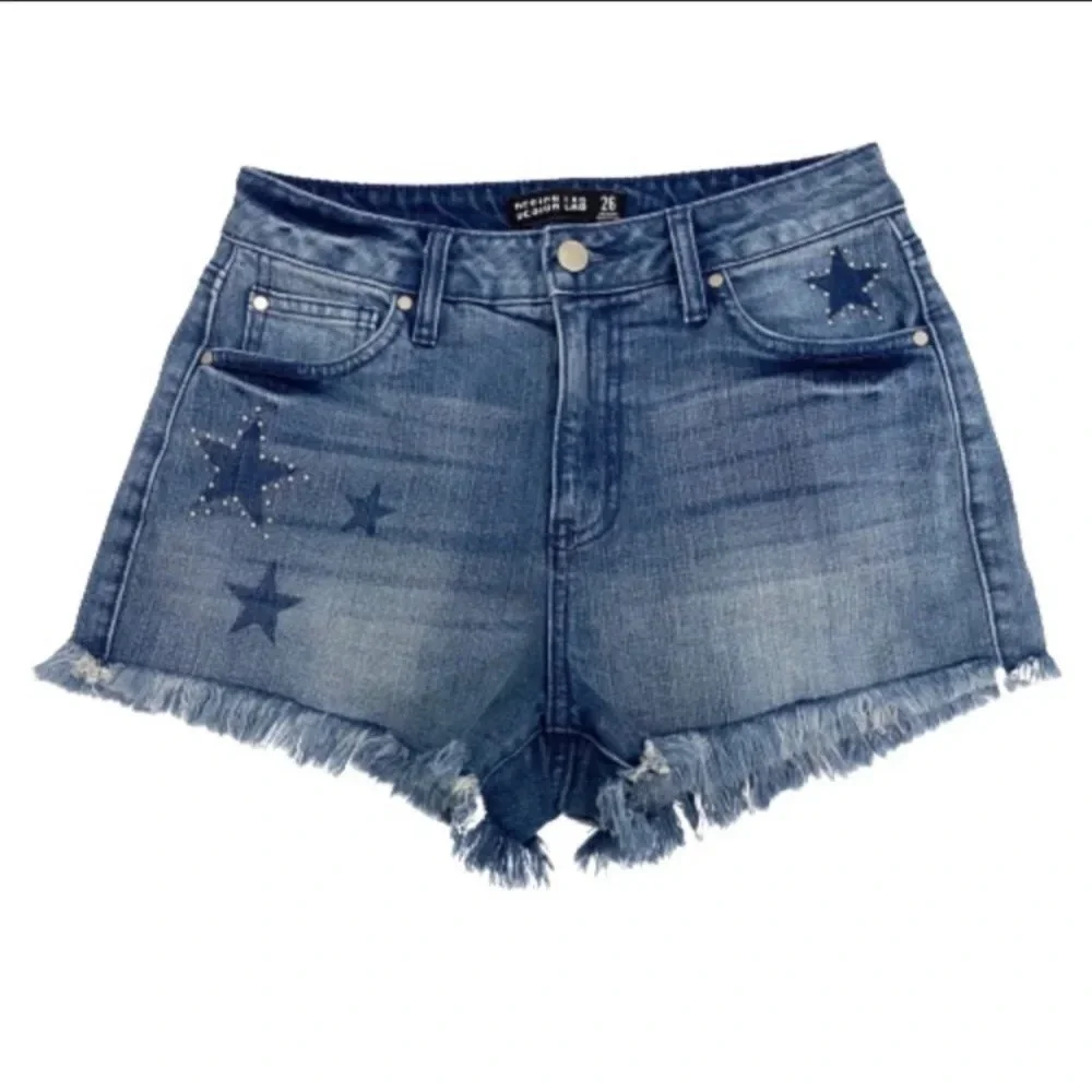 Lord & Taylor Desing Lab High waisted Frayed hem Denim Jean Shorts Beach Size 26